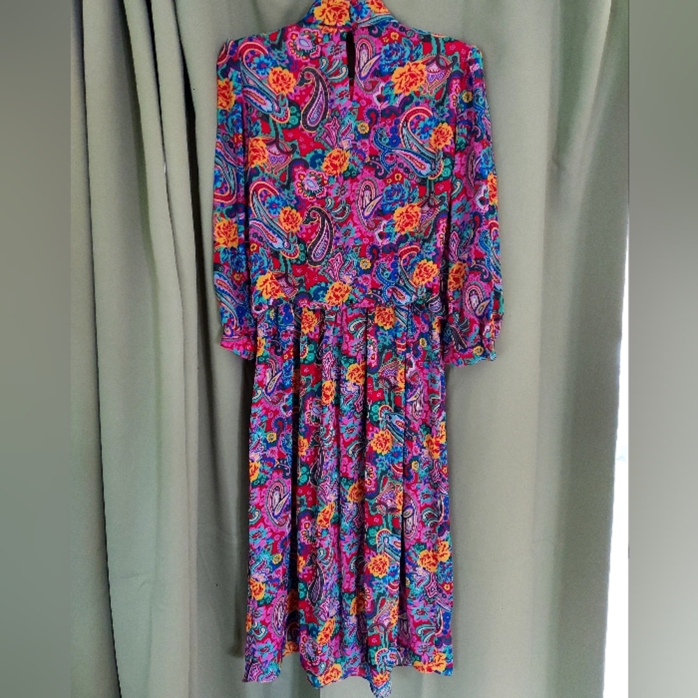 Vintage Colorful Paisley Floral Print Dress - Picture 8 of 12